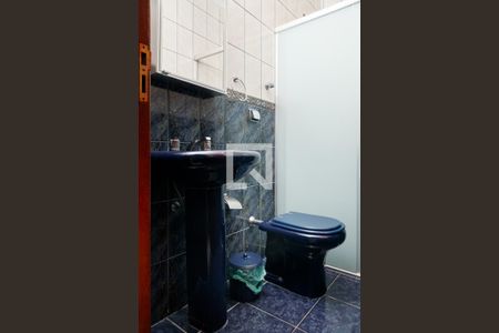 Casa à venda com 262m², 4 quartos e 5 vagasBanheiro 1