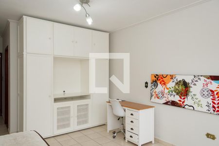Suíte 1 de casa para alugar com 5 quartos, 262m² em Vila Mazzei, São Paulo