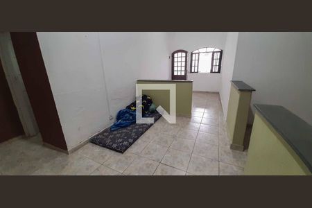 Casa para alugar com 1 quarto, 35m² em Veloso, Osasco