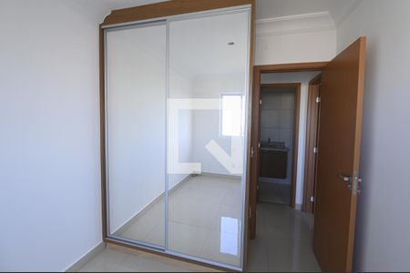 Apartamento para alugar com 84m², 2 quartos e 2 vagasQuarto