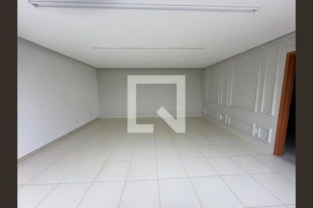 Apartamento para alugar com 84m², 2 quartos e 2 vagasSala