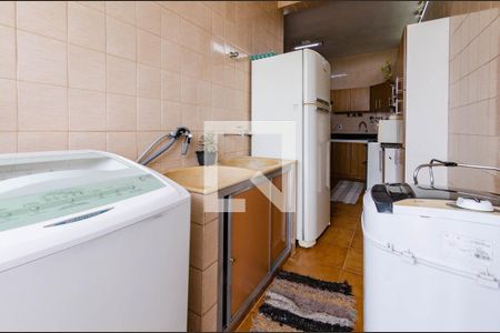 Casa para alugar com 220m², 3 quartos e 2 vagas Casa para alugar com 220m², 3 quartos e 2 vagasÁrea de serviço