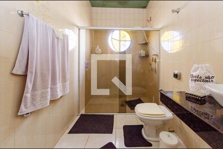 Casa para alugar com 220m², 3 quartos e 2 vagas Casa para alugar com 220m², 3 quartos e 2 vagasBanheiro