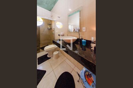 Casa para alugar com 220m², 3 quartos e 2 vagas Casa para alugar com 220m², 3 quartos e 2 vagasBanheiro