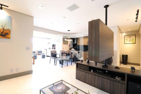 Sala de TV de apartamento para alugar com 2 quartos, 100m² em Barra Funda, São Paulo