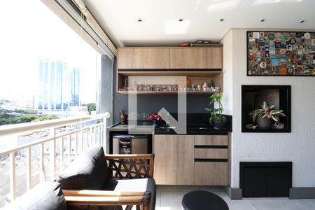 Apartamento à venda com 100m², 2 quartos e 2 vagasVaranda