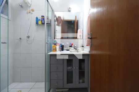 Casa à venda com 88m², 2 quartos e 2 vagasBanheiro da Suíte 1