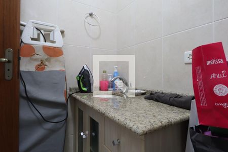 Casa à venda com 88m², 2 quartos e 2 vagasBanheiro da Suíte 2