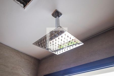 Casa à venda com 370m², 4 quartos e 4 vagas Casa à venda com 370m², 4 quartos e 4 vagasSuíte 1 - Banheiro