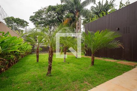 Casa à venda com 370m², 4 quartos e 4 vagas Casa à venda com 370m², 4 quartos e 4 vagasQuintal