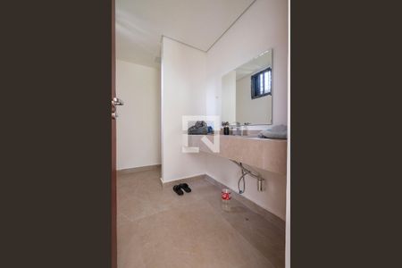 Casa à venda com 370m², 4 quartos e 4 vagas Casa à venda com 370m², 4 quartos e 4 vagasLavabo