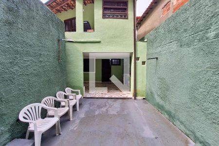 Casa à venda com 200m², 4 quartos e 2 vagasÁrea de Serviço