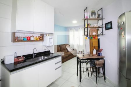 Cozinha  de casa de condomínio para alugar com 2 quartos, 60m² em Vila Guilherme, São Paulo