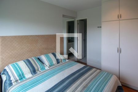 Apartamento à venda com 166m², 3 quartos e 2 vagas Apartamento à venda com 166m², 3 quartos e 2 vagasQuarto