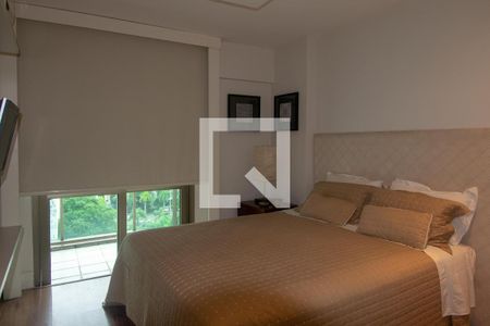 Quarto  de apartamento à venda com 3 quartos, 166m² em Leblon, Rio de Janeiro