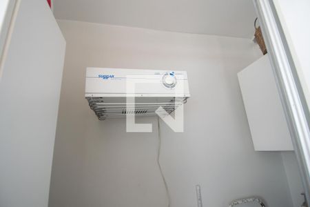 Apartamento à venda com 166m², 3 quartos e 2 vagas Apartamento à venda com 166m², 3 quartos e 2 vagasÁrea de Serviço