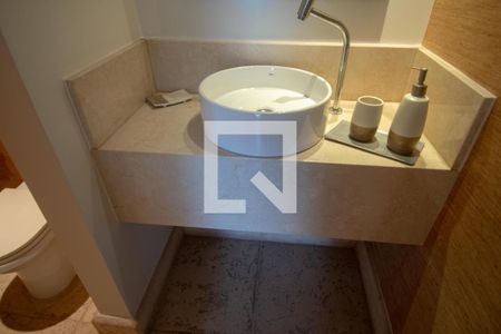 Apartamento à venda com 166m², 3 quartos e 2 vagas Apartamento à venda com 166m², 3 quartos e 2 vagasLavabo