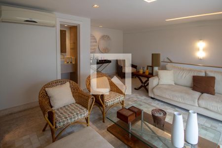 Apartamento à venda com 166m², 3 quartos e 2 vagas Apartamento à venda com 166m², 3 quartos e 2 vagassala da cobertura