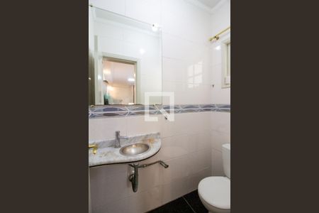 Lavabo de casa de condomínio para alugar com 4 quartos, 200m² em Vila Rosalia, Guarulhos