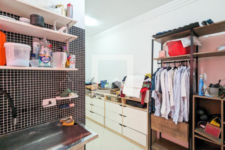 Apartamento à venda com 208m², 3 quartos e 2 vagas Apartamento à venda com 208m², 3 quartos e 2 vagasÁrea de serviço