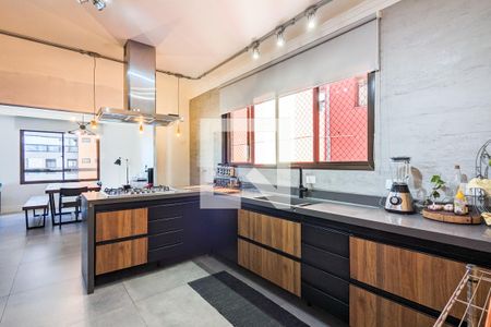 Apartamento à venda com 208m², 3 quartos e 2 vagas Apartamento à venda com 208m², 3 quartos e 2 vagasCozinha