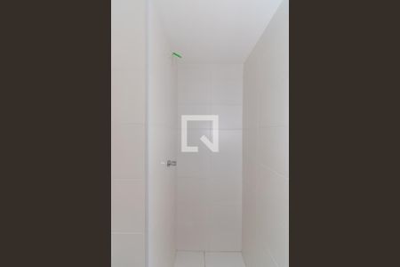 Apartamento à venda com 32m², 2 quartos e sem vaga Apartamento à venda com 32m², 2 quartos e sem vagaBanheiro