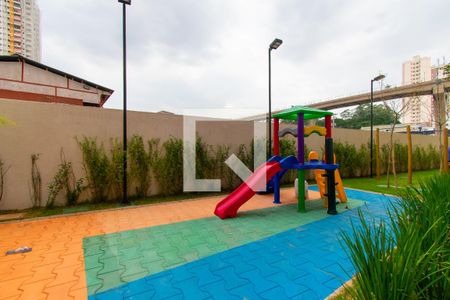 Apartamento à venda com 32m², 2 quartos e sem vaga Apartamento à venda com 32m², 2 quartos e sem vagaÁrea comum - Playground