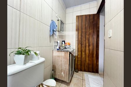 Casa à venda com 127m², 4 quartos e 1 vaga Casa à venda com 127m², 4 quartos e 1 vagaBanheiro 2