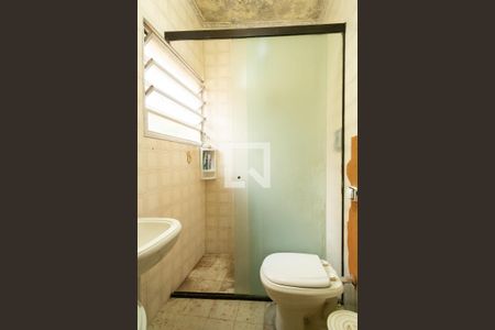 Casa à venda com 255m², 3 quartos e 3 vagasBanheiro de serviço