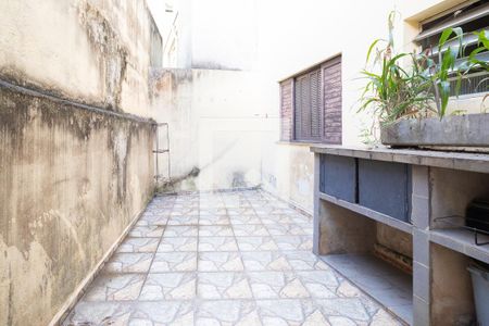 Casa à venda com 255m², 3 quartos e 3 vagasÁrea - Churrasqueira