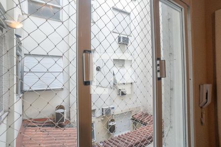 Sala vista janela de apartamento à venda com 1 quarto, 42m² em Botafogo, Rio de Janeiro