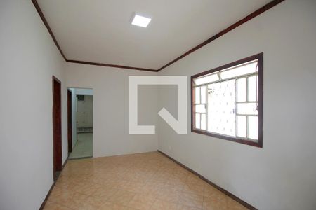 Sala de casa à venda com 3 quartos, 180m² em Santa Tereza , Belo Horizonte