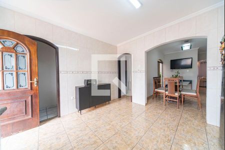 Casa à venda com 380m², 3 quartos e 6 vagas Casa à venda com 380m², 3 quartos e 6 vagasCozinha