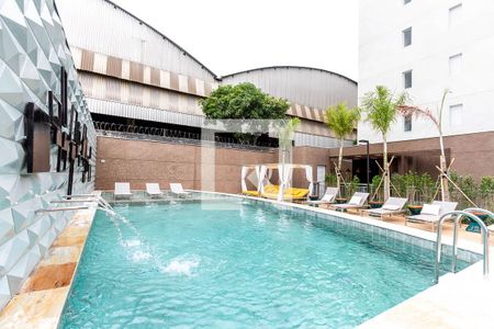 Apartamento à venda com 34m², 1 quarto e sem vagaPiscina