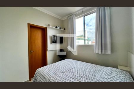 quarto de apartamento para alugar com 2 quartos, 100m² em Castelo, Belo Horizonte
