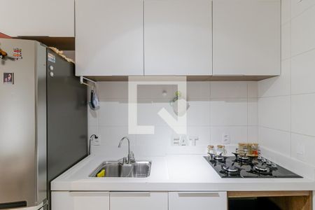 Cozinha e Área de Serviço de apartamento à venda com 2 quartos, 32m² em Parque Fongaro, São Paulo