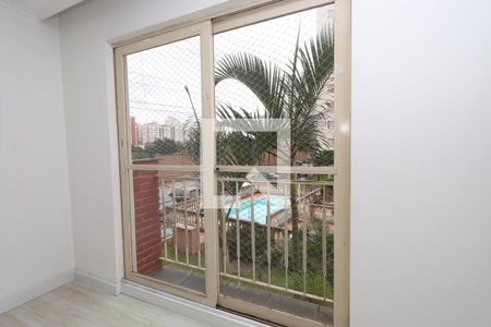 Sala - falsa sacada de apartamento para alugar com 2 quartos, 62m² em Vila Ivone, São Paulo