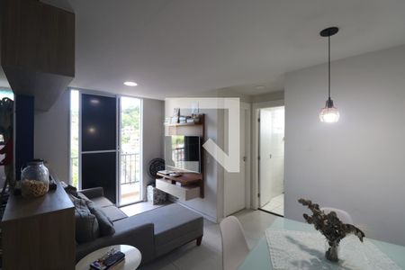 Sala de apartamento para alugar com 2 quartos, 48m² em Covanca, São Gonçalo