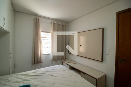 Quarto 1 de casa para alugar com 3 quartos, 70m² em Socorro, São Paulo