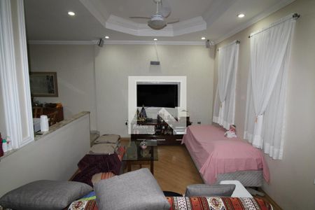 Sala de casa à venda com 3 quartos, 280m² em Vila Medeiros, São Paulo
