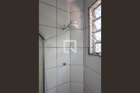 Chuveiro de apartamento para alugar com 2 quartos, 70m² em Vila Matias, Santos