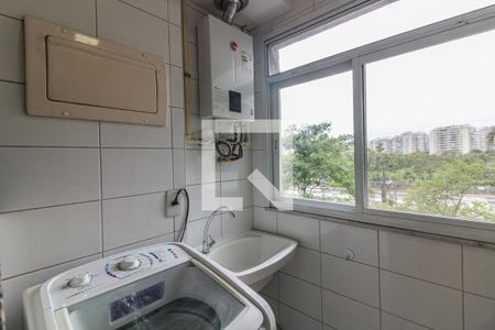 Apartamento para alugar com 77m², 2 quartos e 1 vaga Apartamento para alugar com 77m², 2 quartos e 1 vagaCozinha e Área de Serviço