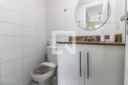Apartamento para alugar com 77m², 2 quartos e 1 vaga Apartamento para alugar com 77m², 2 quartos e 1 vagaSuíte - Banheiro