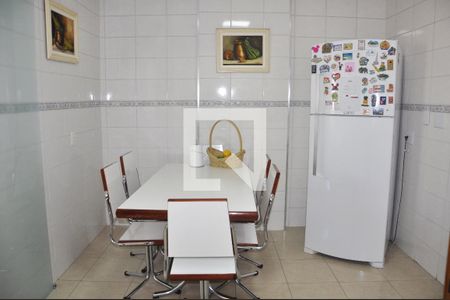 Apartamento à venda com 90m², 3 quartos e 3 vagasCozinha
