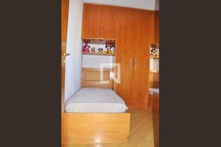 Apartamento à venda com 90m², 3 quartos e 3 vagasQuarto 02