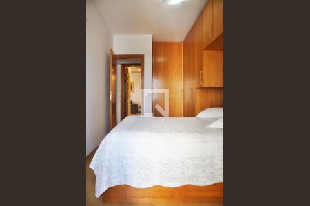 Apartamento à venda com 90m², 3 quartos e 3 vagasQuarto 01 com Suite