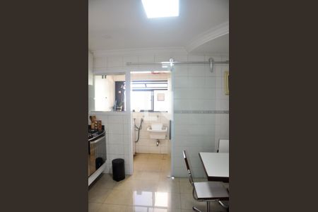 Apartamento à venda com 90m², 3 quartos e 3 vagasCozinha