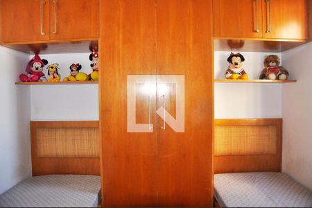 Apartamento à venda com 90m², 3 quartos e 3 vagasQuarto 02