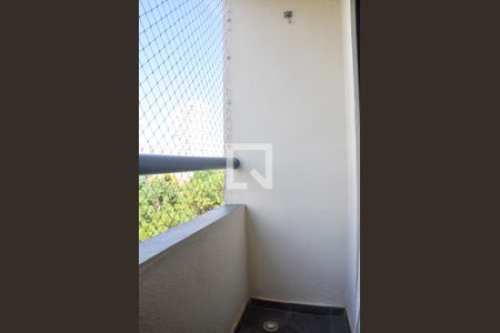 Apartamento à venda com 90m², 3 quartos e 3 vagasVaranda / Quarto 01 com Suite