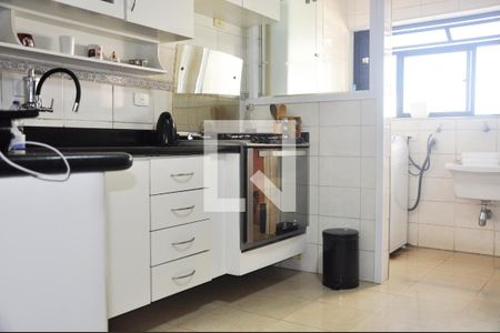 Apartamento à venda com 90m², 3 quartos e 3 vagasCozinha